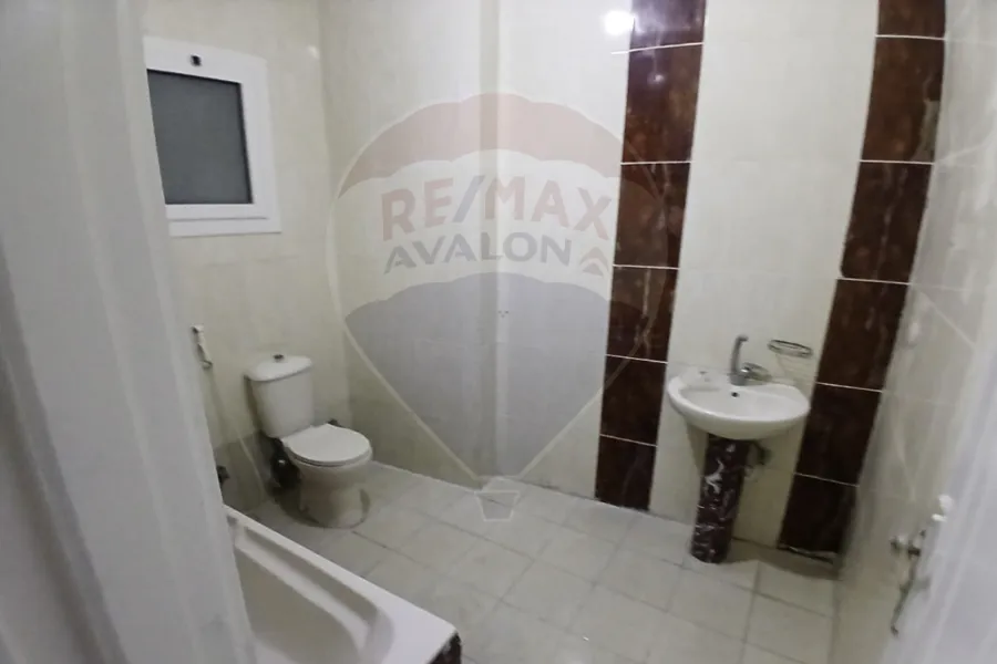 شقة للبيع 140 م سبورتنج (ش نيروز)