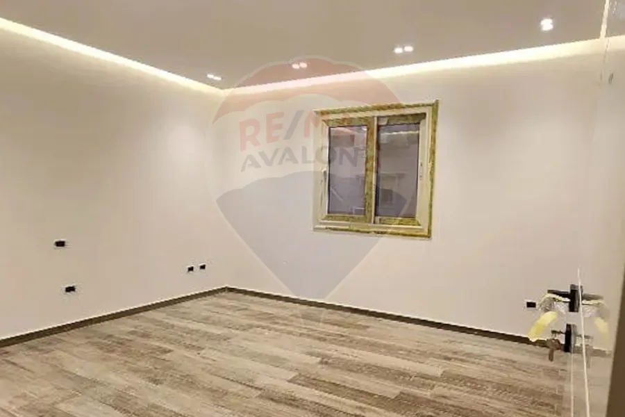 شقة للبيع 138 م سموحة (حدائق السرايا)