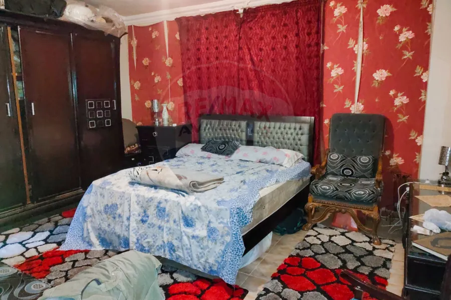 شقة للايجار 135 م سموحة (شارع النصر)