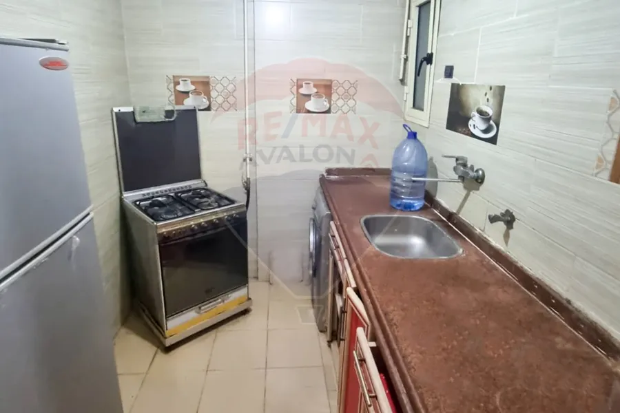 شقة للبيع 100 م سيدي بشر (ش محمد نجيب)