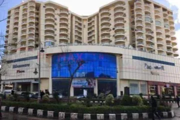 شقة للبيع 155 م + 162 م تراس المعمورة الشاطئ (ابراج المعمورة بلازا)