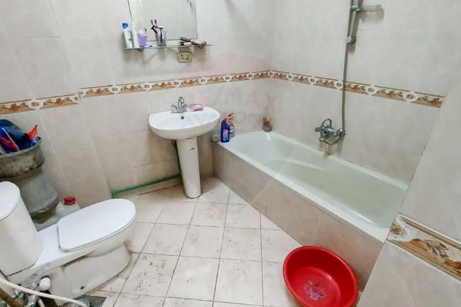 شقة للبيع 142م السيوف ( امام سيتى لايت )