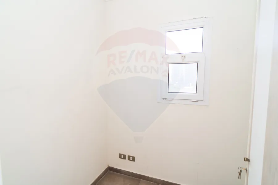 شقة للبيع 270 م كفر عبده (عمارة براند)