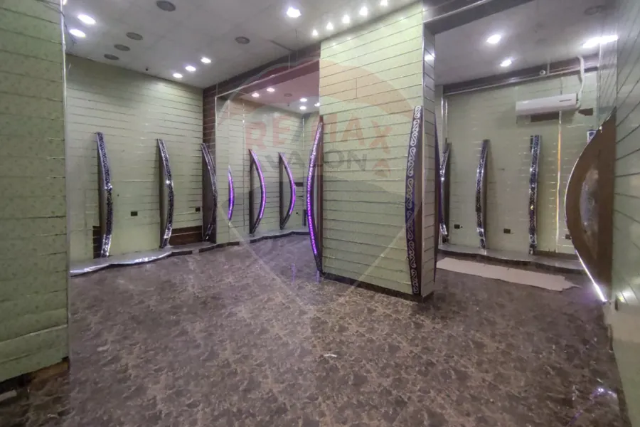 Shop for sale 100 m Janaklis (on the tram)