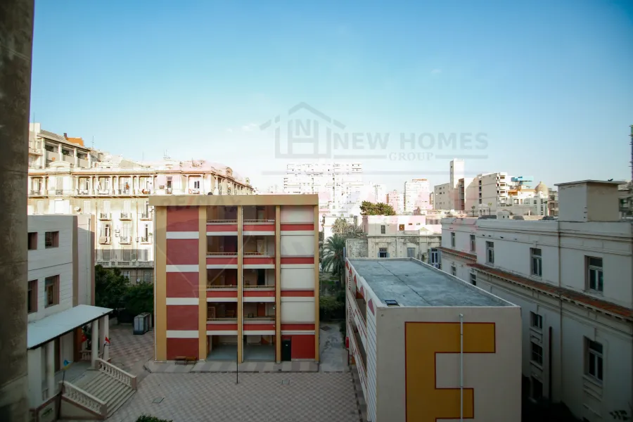 شقة إداري للبيع 175 م الحي اللاتيني (ش فؤاد الرئيسي)