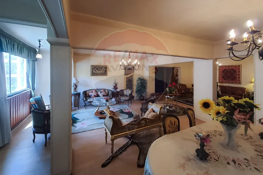 Apartment for sale 200 m Glim (Khalil Hassan St. -branched from Abu Qir St.)