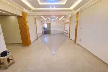 شقة إداري للايجار 170 م العصافرة (بجوار بجوار فندق الوردة البيضاء)