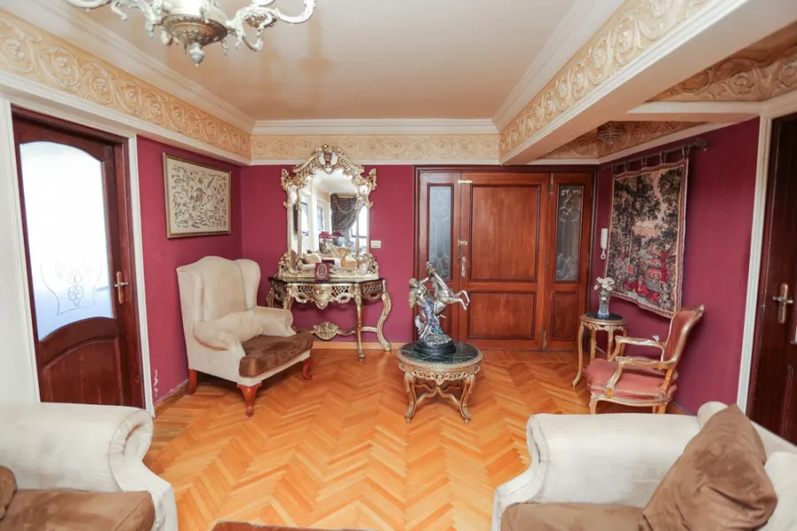 Duplex Apartment For Sale 215m Kafr abdou (Sekena Bent El-Hussen St.)