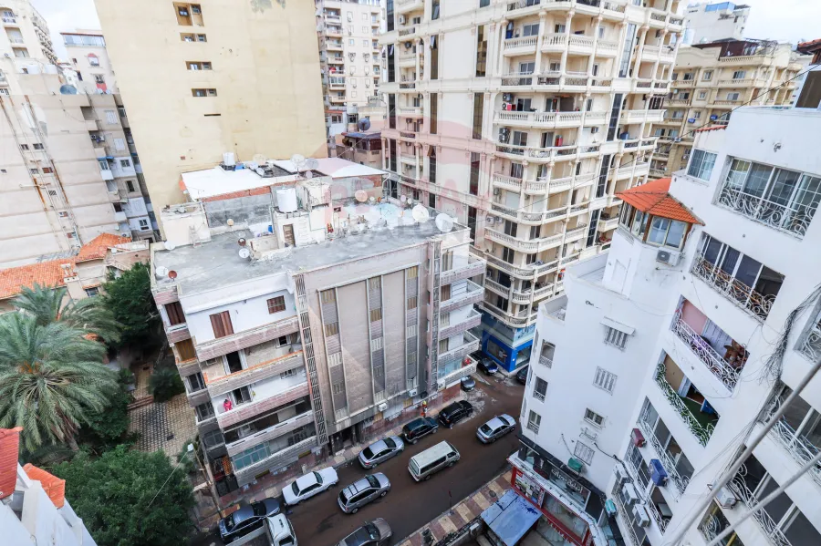 شقه للبيع 350 م لوران ( شارع شعراوي - ابراج الوطنيه )