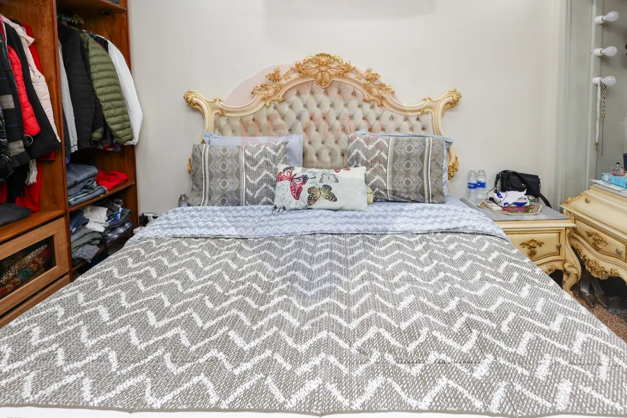 فيلا للبيع 295 م المعمورة الشاطئ (خطوات من البحر)