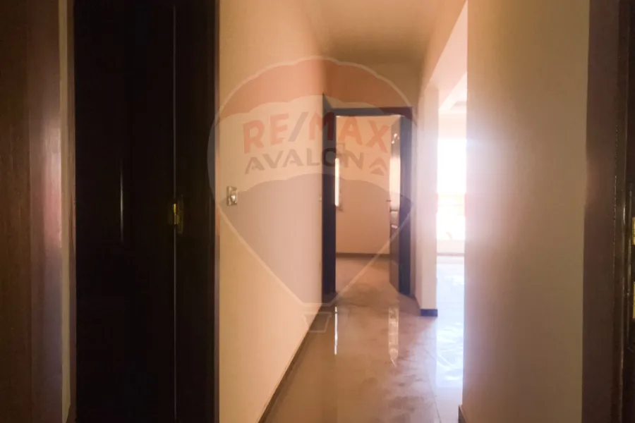 شقة للإيجار 135 م (ترام - الوزارة)