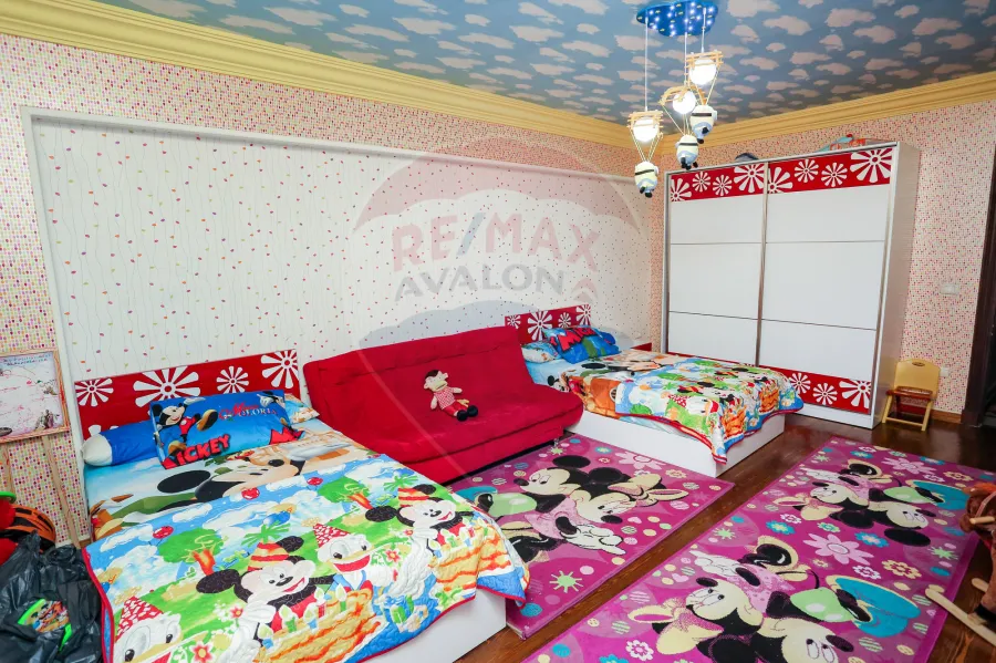 (شقة للبيع 232 م جليم (فيو قصر الميرغنى