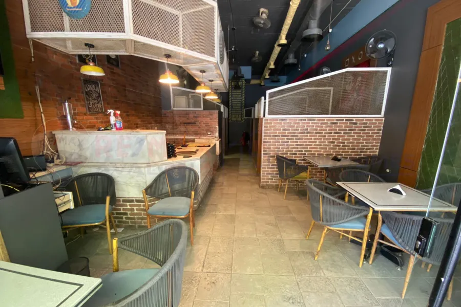 محل للبيع 75 م محرم بك (ش الصوالح)