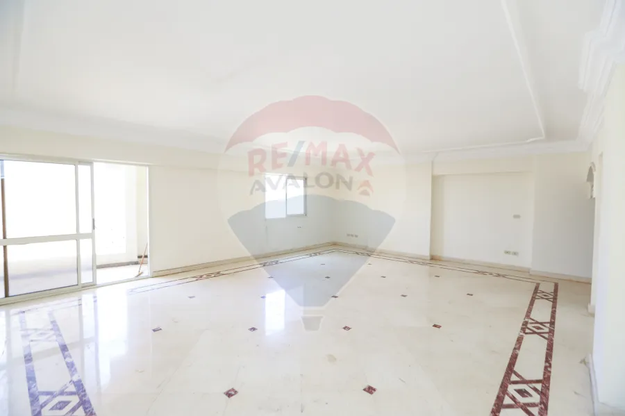 Apartment For Sale 240 m Mostafa kamel (Kirosez towers)