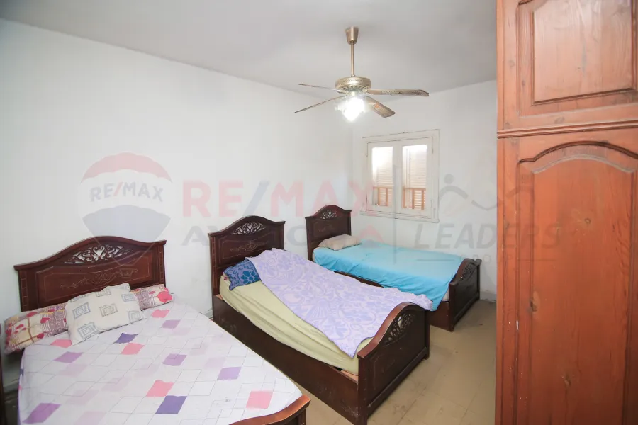 Apartment for sale 140 m Sidi Gaber (Al-Dobat Mustafa Kamel Buildings)