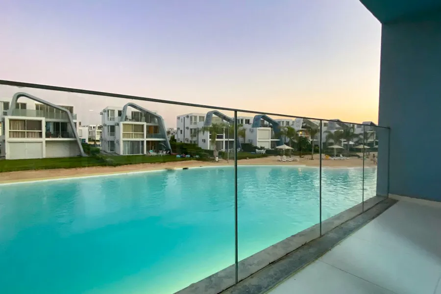 تاون هاوس كورنر للبيع (فوكا باي - رأس الحكمة) 140 م + 118 م جاردن - 14,000,000 ج