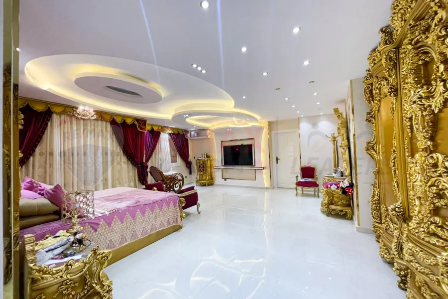 Apartment for sale 350 s in Camp Caesar (directly on the sea)