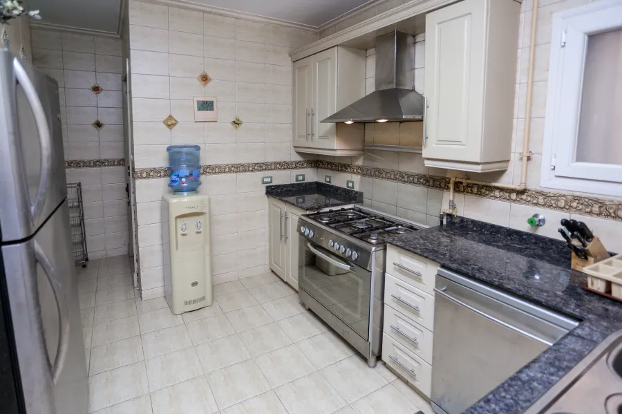 Apartment for sale 200 m Stanly ( Directly On The Sea )