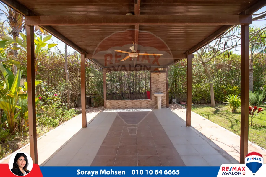 فيلا كواترو للبيع 470 م ارض + 147 م مباني  كينج مريوط (كمبوند اليكس ويست)