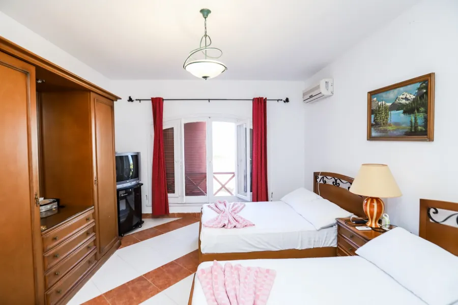 Villa 423m for Sale North Coast (Mina 3 Village) kilo 75