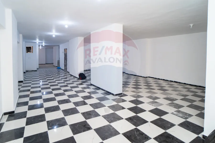 Administrative apartment for sale 220 m Sporting (steps from Abu Qir St.)