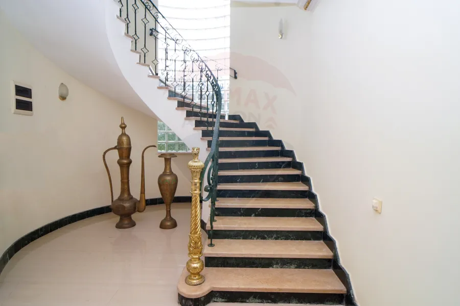 Villa for sale 580 m King Maryot (Ouroba Royal Compound)