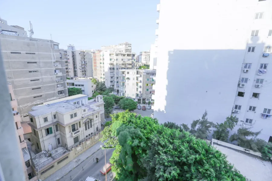 شقة للبيع 260م وابور المياه (ش محمد مسعود)