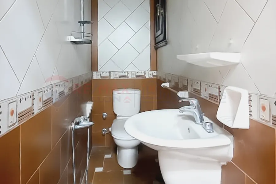 شقة للبيع 150 م ميامي (موزاي لشارع اسكندر ابراهيم)