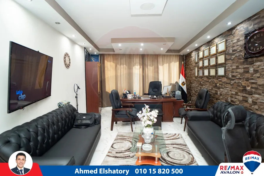 مقر إداري مفروش للبيع  150م محطة الرمل  (شارع شاكور الرئيسي)