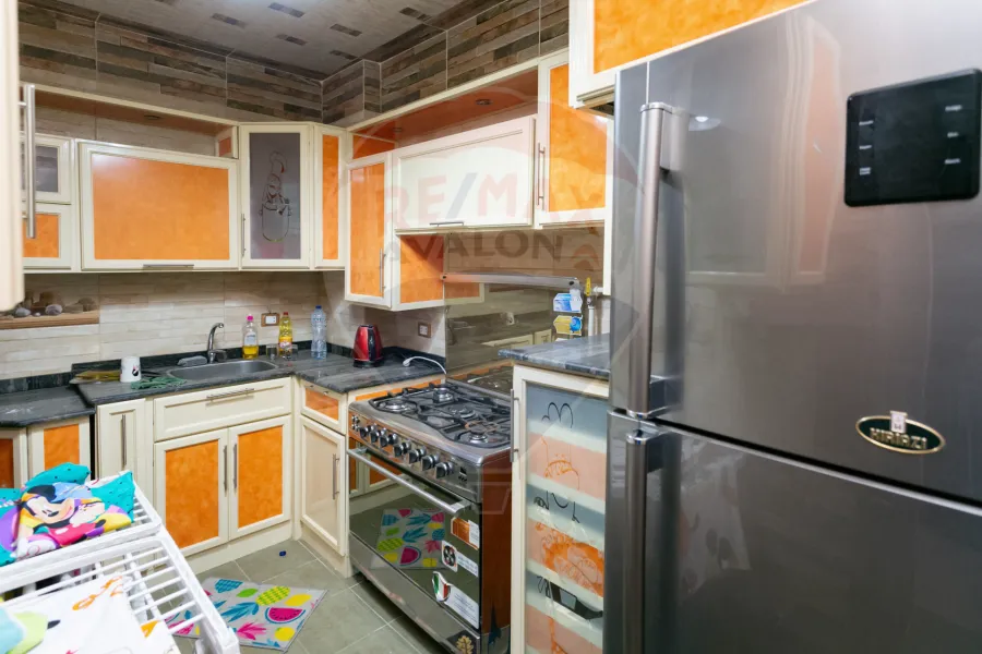 شقة للبيع 117 م سموحة (ش النصر - كمباوند دار السلام)