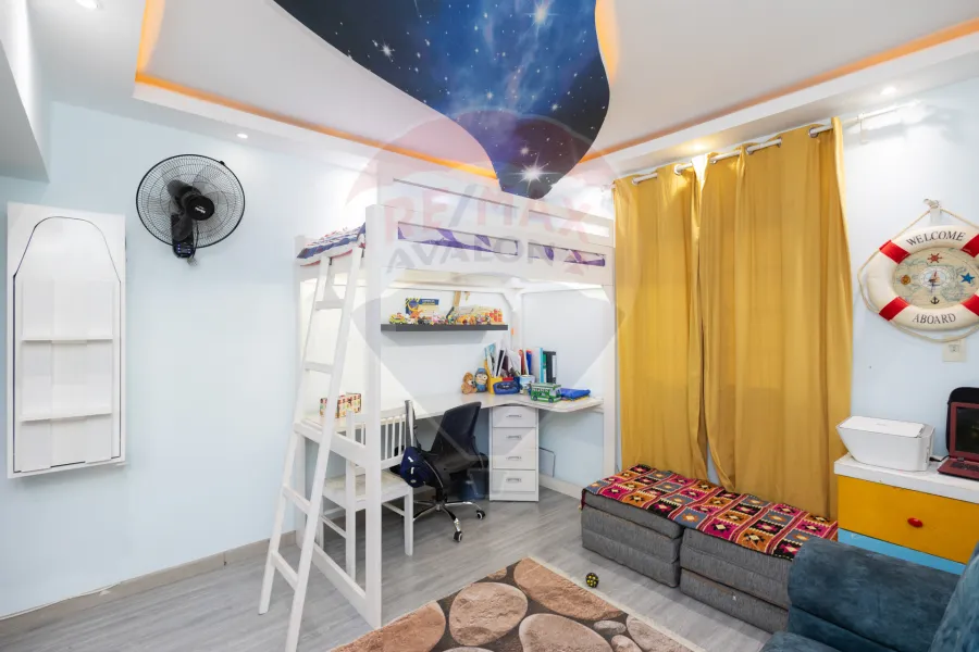 Apartment for sale 160 m Fleming (Abdelfattah El-Tawil St.)