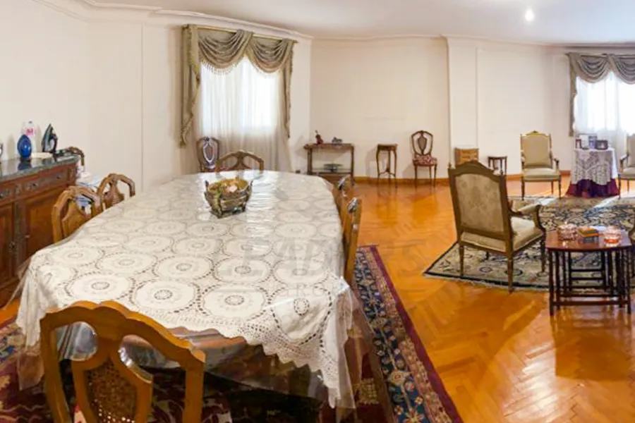 شقه للايجار 250 م جناكليس (ش ابو قير)