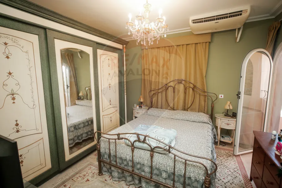 villa for sale North Coast (Costa del Sol village)635m