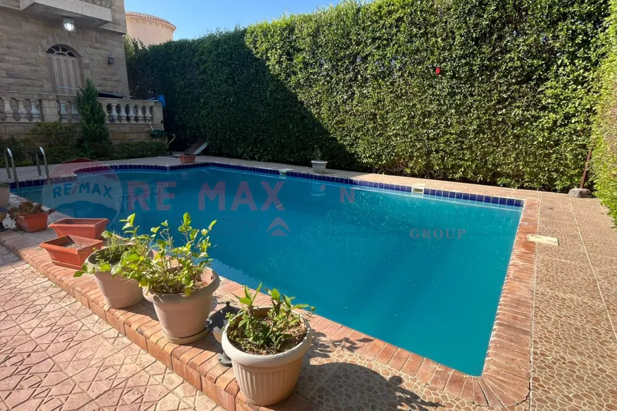 فيلا للبيع كينج مريوط (حي الجمارك - امام ستاد برج العرب) 504 م