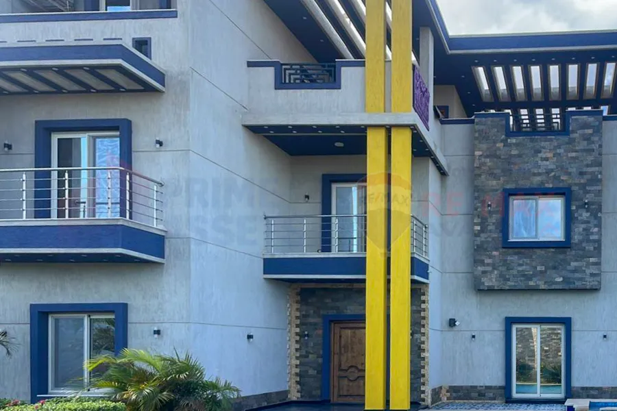 فيلا ستاند الون للبيع 525 م كينج مريوط (كومباوند فينسيا)