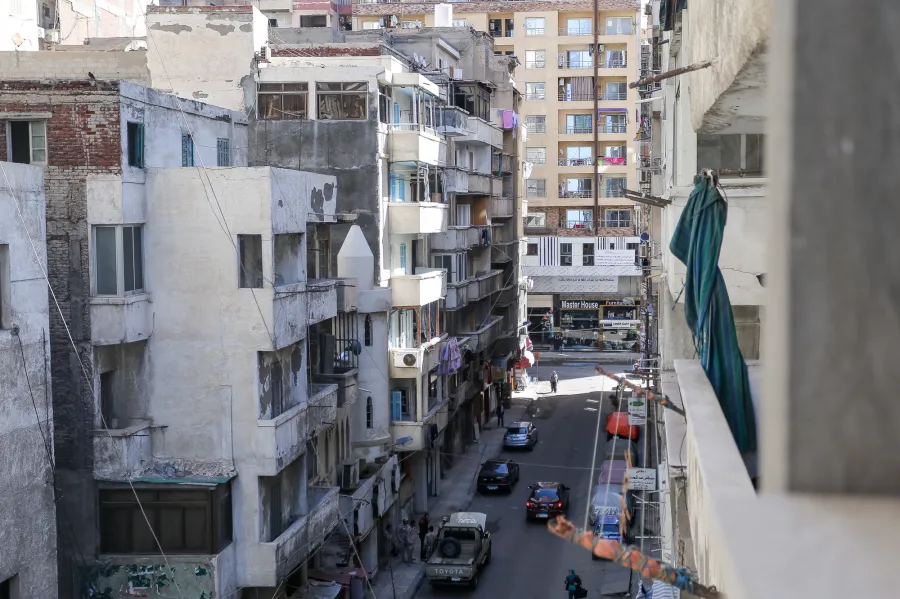 شقة للبيع 220م السرايا (3 نمرة من البحر)