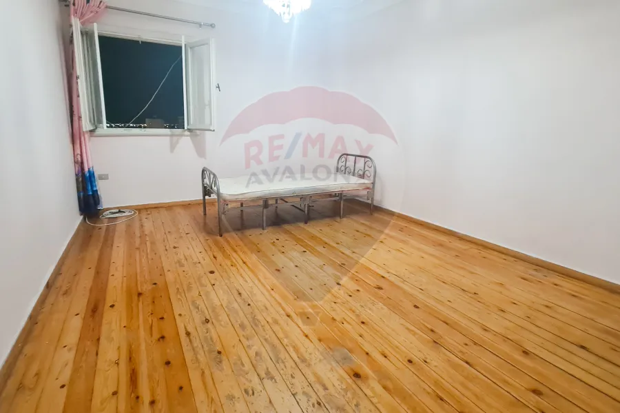 شقة للايجار 110 م سموحة (تعاونيات سموحة)