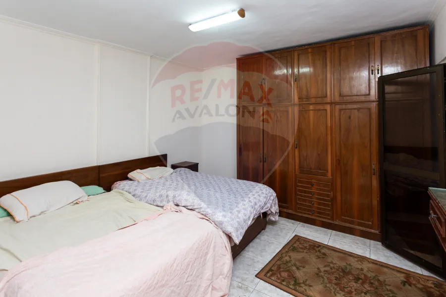 Apartment for sale 120 m Tharwat (directly on the sea)