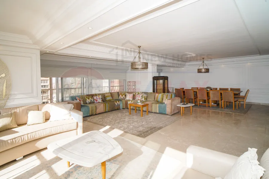 شقة للبيع 415 م المعادي  (كورنيش النيل مباشرة)