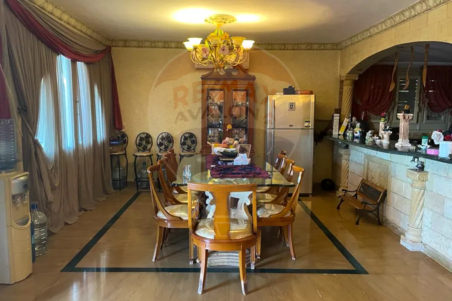 فيلا ستاند الون للبيع (مارينا 6) 1,600 م