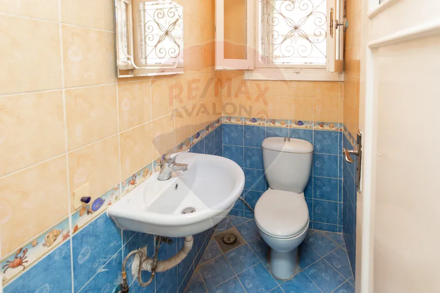 شقه للبيع 149 م سموحة (ابراج السرايا امام جرين بلازا)