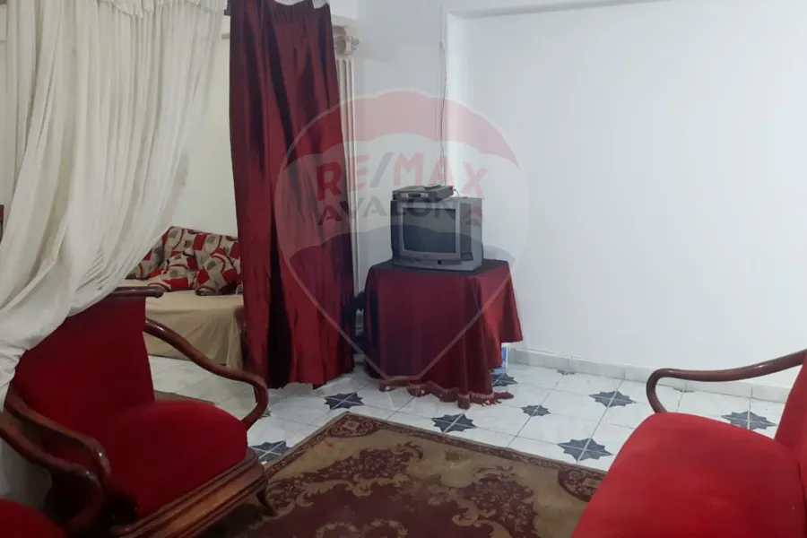 شقة للبيع 90 م سيدى جابر (خطوات من ش المشير)