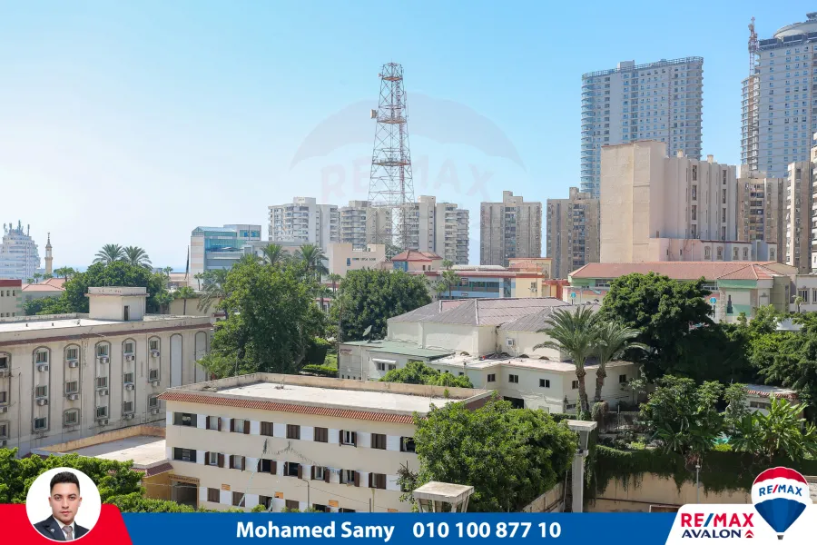 شقة بيع 170 م مصطفي كامل (علي الترام مباشرة)