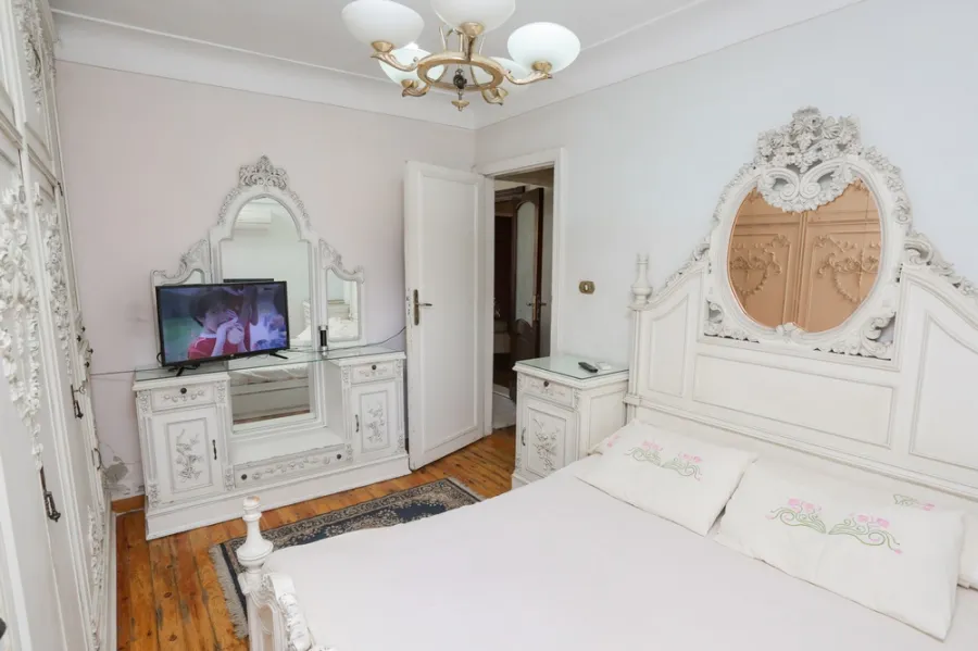 Duplex Apartment For Sale 215m Kafr abdou (Sekena Bent El-Hussen St.)