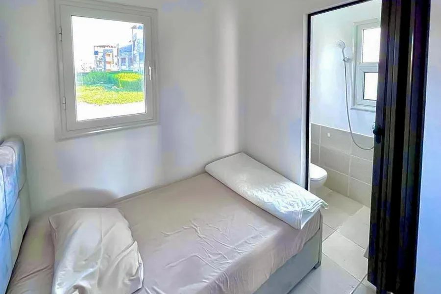 دوبليكس ارضي بحديقه 200 م للبيع (امواج - سيدى عبد الرحمن )