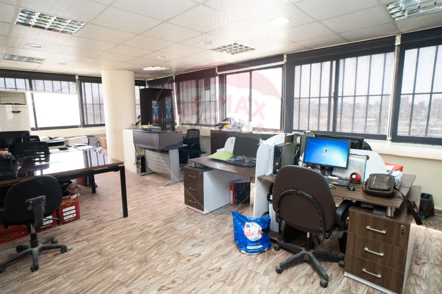 Administrative office for sale 60 m Sporting (Chamber of Commerce Street)