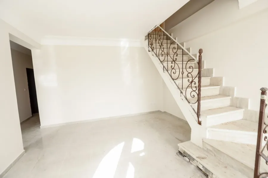 Villa for sale 290m KingMariout (Airport Road)