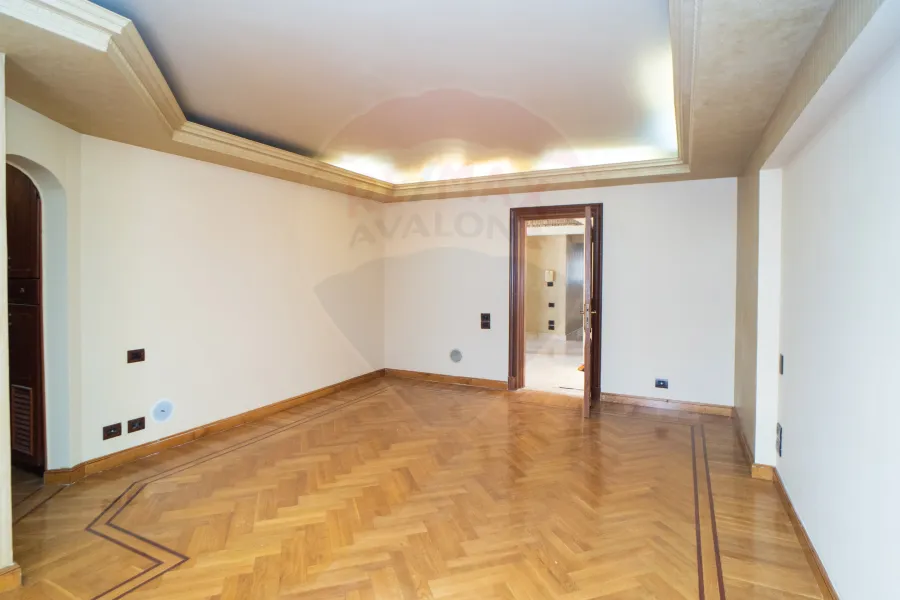 Duplex for sale 370 m Smouha (mostafa kamel st.)