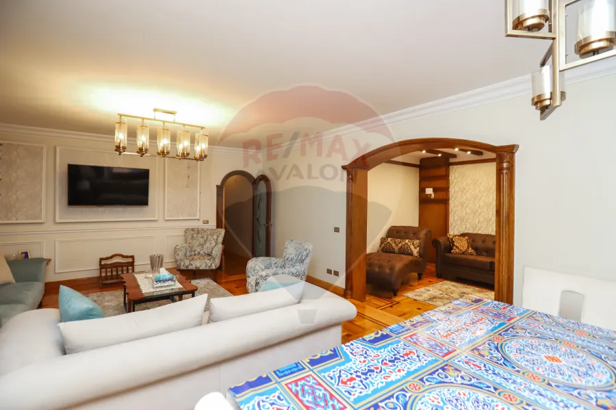 شقة دوبلكس للبيع 308 م سموحة (ش فوزى معاذ)