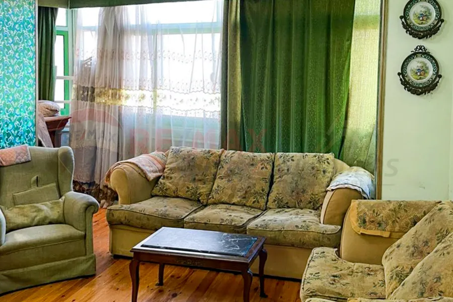 شقة للبيع 176 م ستانلي (ش عبد الحميد العبادي) - فيو مفتوح